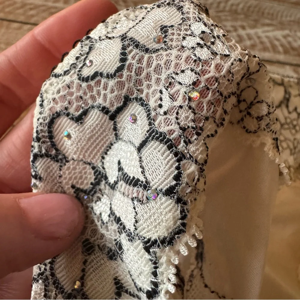 💟 Victoria’s Secret 36C Bra & Large Panty Set💟 - Picture 8 of 14